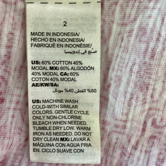 Chico's Medallion Tiles Tee Top 3/4 Sleeve V-neckline High Low Cotton Modal Soft - Picture 10 of 16